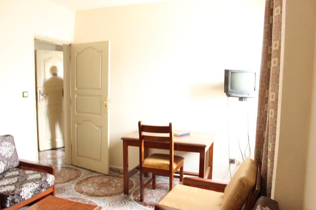 Meumi Palace Yaounde Exterior photo